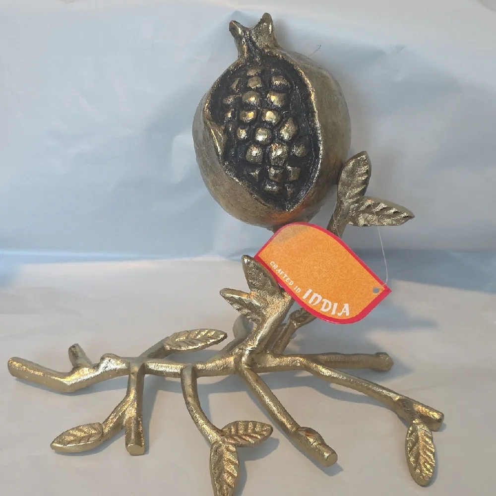 Decorative Pomegranate Sculpture NWT - Picture 1 of 5